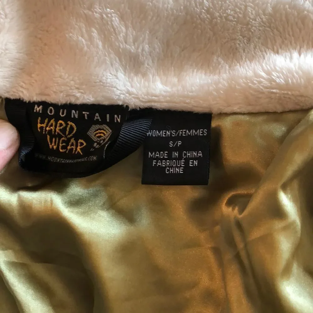 Woman’s S/P Mountain HardWear Winter Coat
